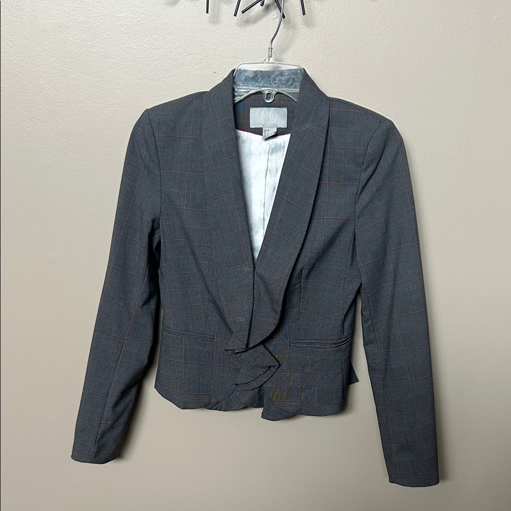 H&M Chic Charcoal Blazer for Women. 15% off 2+ bundle